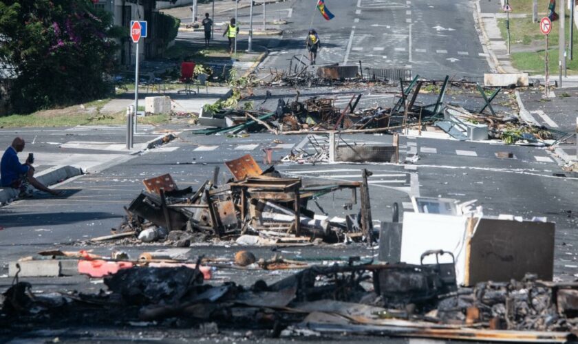 En Nouvelle-Calédonie, un mort et deux blessés dans un échange de tirs : le point sur la situation