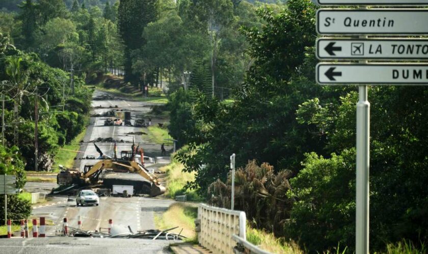 L’impossible évacuation des touristes coincés en Nouvelle-Calédonie