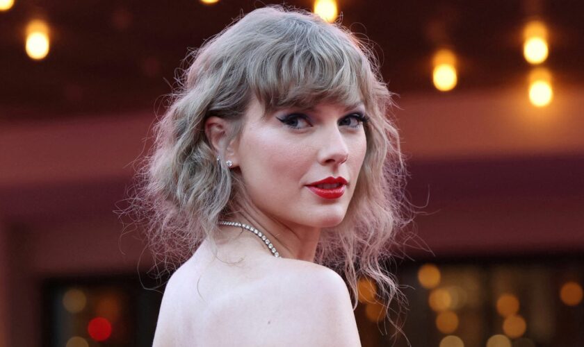 FILE PHOTO: Taylor Swift attends a premiere for Taylor Swift: The Eras Tour in Los Angeles, California, U.S., October 11, 2023. REUTERS/Mario Anzuoni/File Photo