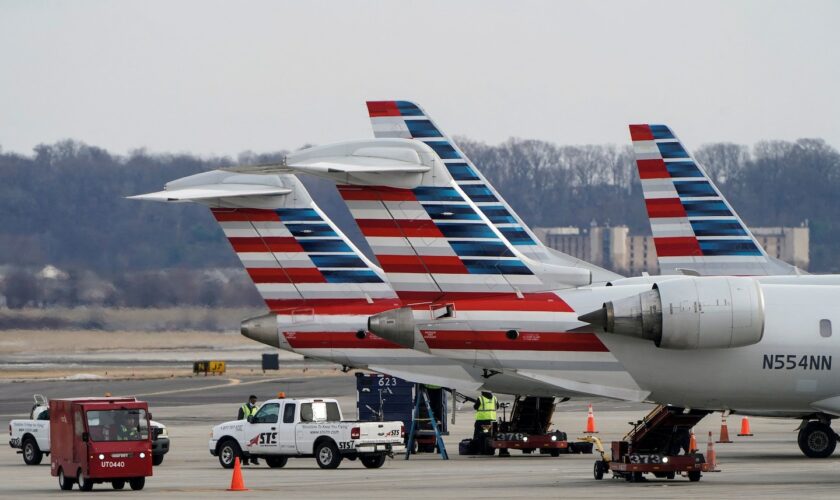 American Airlines fires lawyers after blaming child for being filmed in bathroom