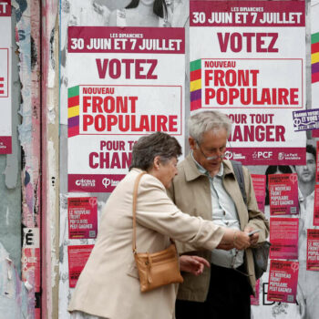 Législatives : “Oubliez l’extrême droite, c’est la gauche qui pourrait écraser Macron”