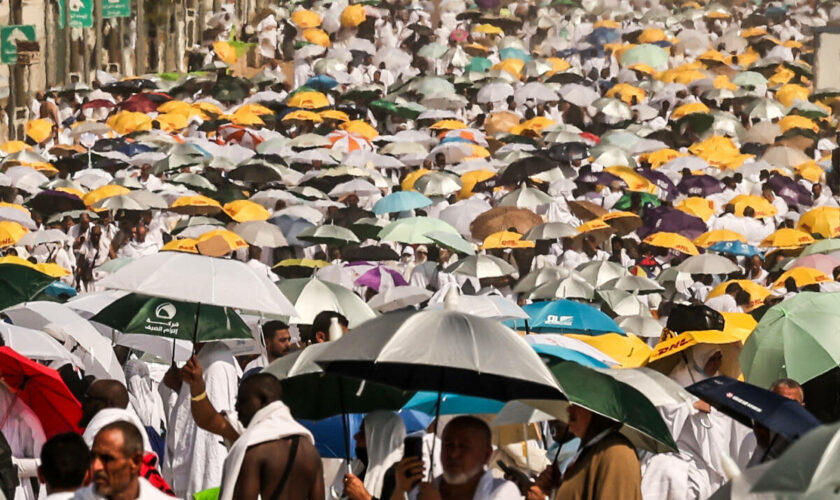 Les fortes chaleurs font plus de 1 000 morts lors du hajj en Arabie saoudite, selon un dernier bilan