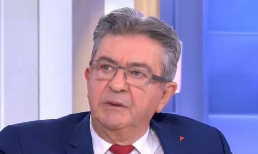 Jean-Luc Mélenchon « n’admire plus » Serge Klarsfeld, après son appel à voter RN face à LFI aux législatives