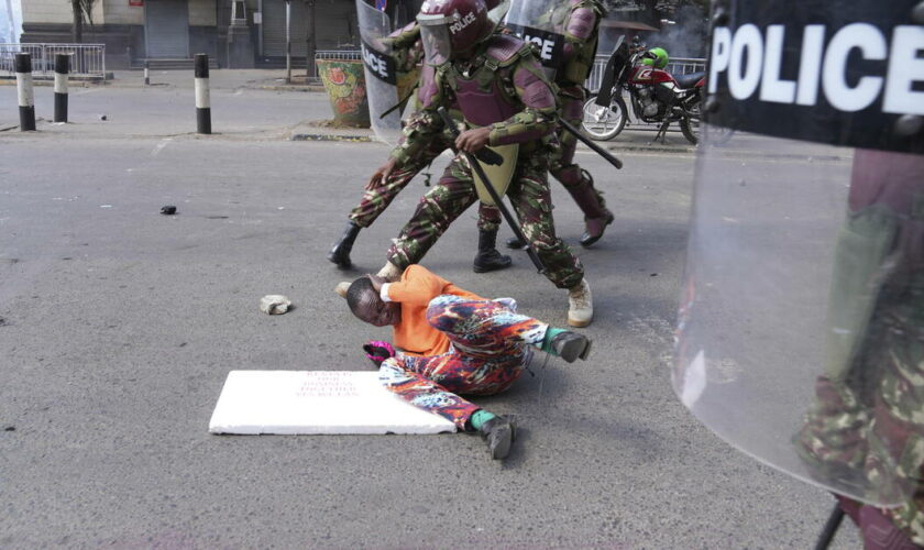 Au Kenya, une manifestation contre le budget tourne au chaos, au moins un mort