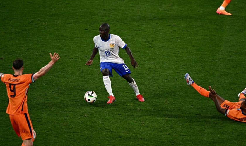 France-Pologne : avec N’Golo Kanté, les Bleus retrouvent leur “leader spirituel”