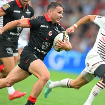 La finale du Top 14 remportée par Toulouse contre l’Union Bordeaux-Bègles, Antoine Dupont encore titré