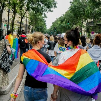 De New York à Paris, comment juin est-il devenu le mois des fiertés?