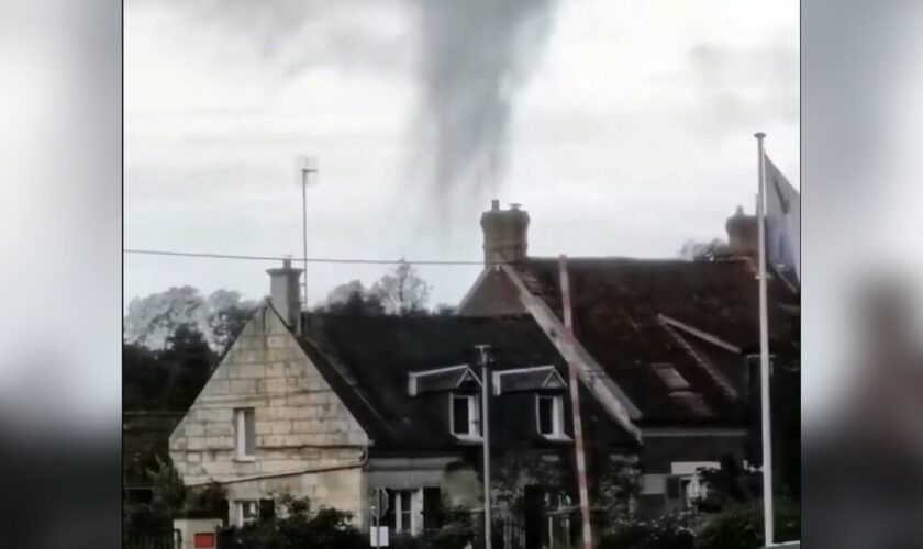 « Le ciel était noir » : toits arrachés et habitants sous le choc après le passage d’une tornade dans l’Oise