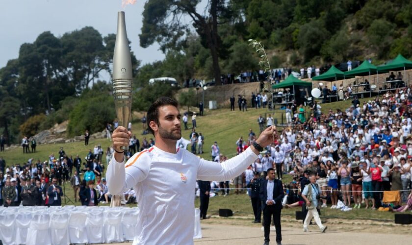 Pour qu’on parle à nouveau d’elle, la Flamme olympique se présentera aux législatives