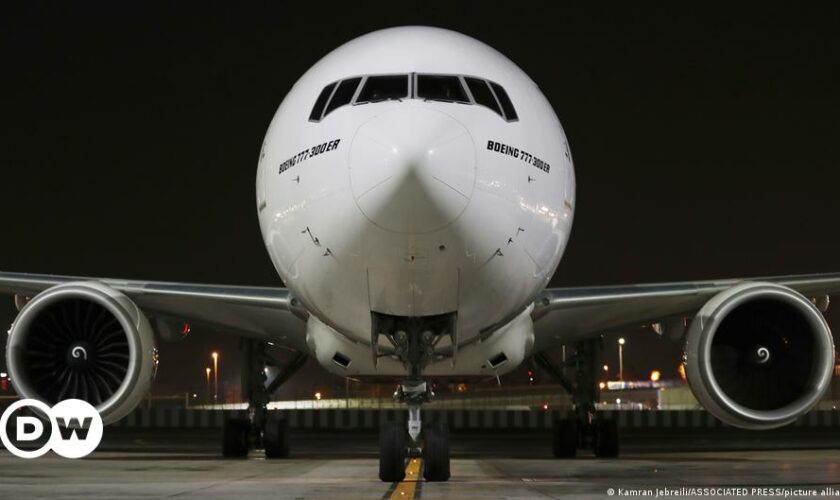 Rio-bound Boeing 777 returns to Amsterdam over tech issue