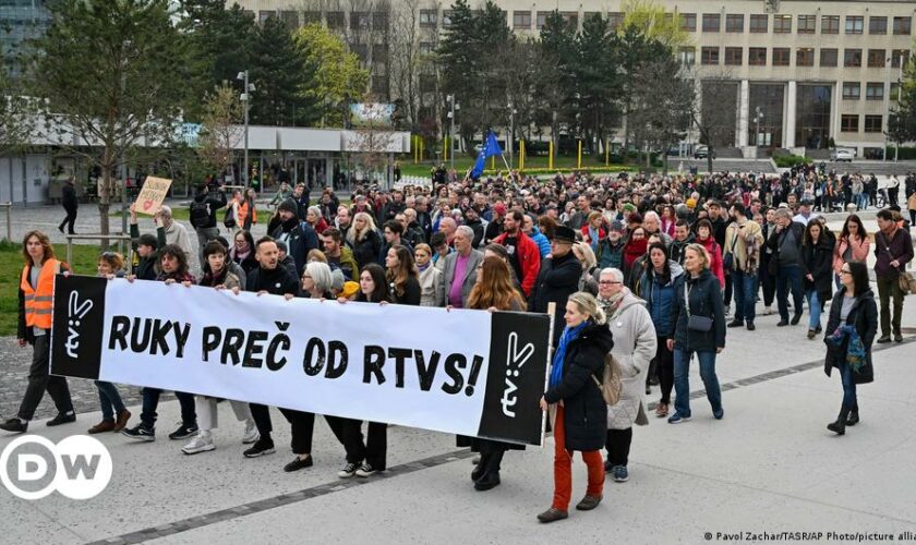 Slovakian parliament approves plan to revamp RTVS