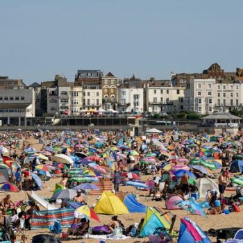 UK heatwave warning issued for one group of people as mercury hits 31C