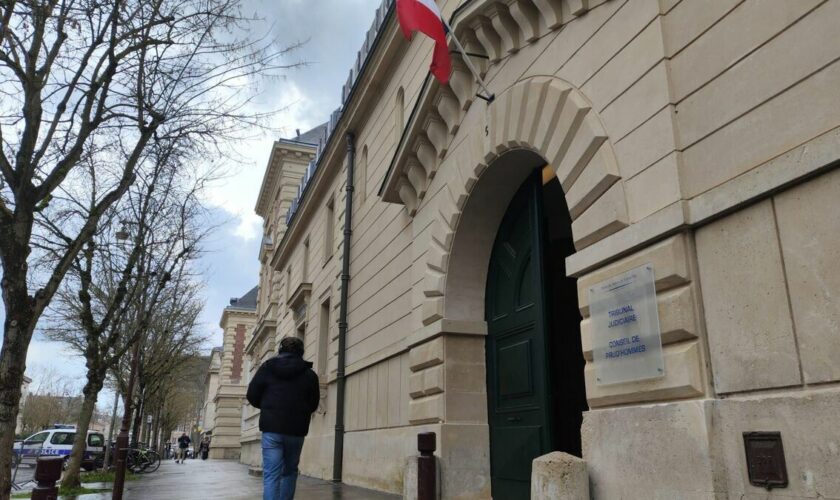 Yvelines : un professeur des écoles soupçonné d’agression sexuelle sur deux fillettes