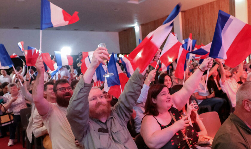 🔴 Législatives en direct : après la percée du RN, les tractations pour le second tour commencent