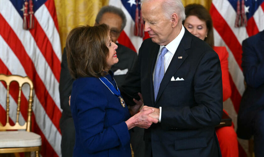 Présidentielle américaine : Nancy Pelosi s’interroge sur l’état de santé de Joe Biden