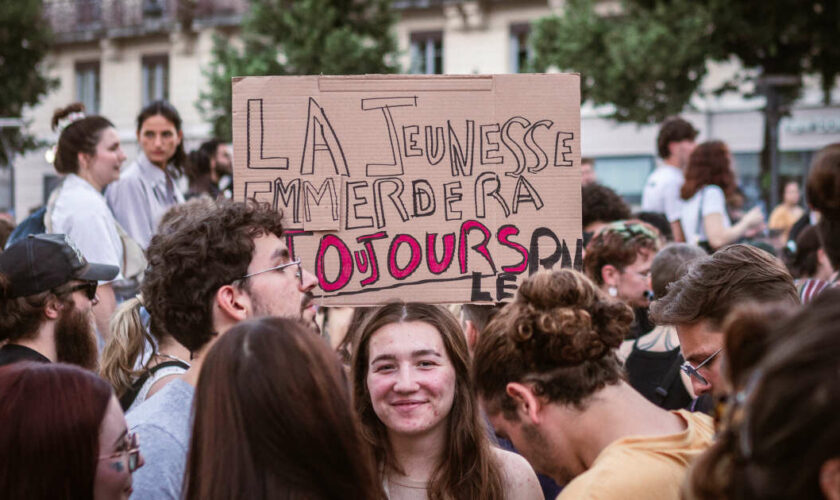 “Ça va être le bazar” : à Lyon, après les législatives, l’incertitude succède au soulagement