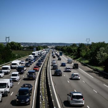 Départs en vacances : les conseils de Bison Futé pour éviter les bouchons ce week-end du 14 juillet