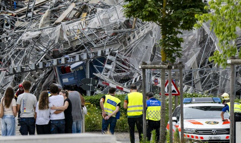 Gerüst eines Hochhauses stürzt ein – Drei Tote und vier Schwerverletzte