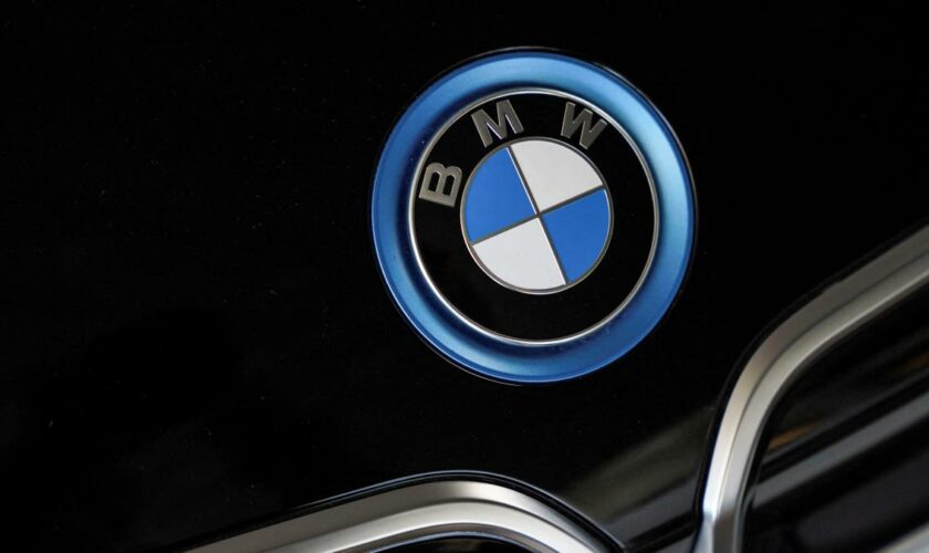 BMW tritt Arbeitsgruppe für Fahrzeug-Software bei