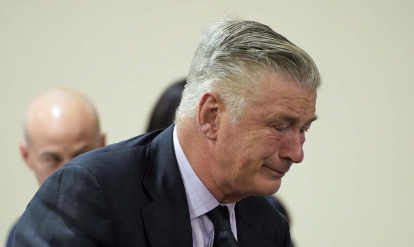 Le procès d’Alec Baldwin pour homicide involontaire annulé pour vice de procédure