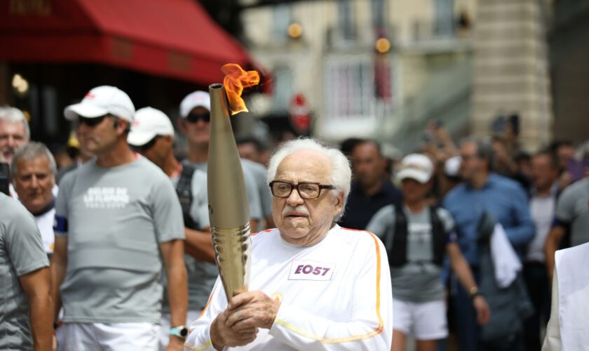 Léon Lewkowicz, rescapé d'Auschwitz-Birkenau et relayeur de la flamme olympique et de la mémoire