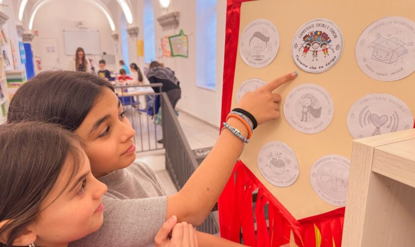 Face au décrochage scolaire et à la criminalité, Naples se mobilise