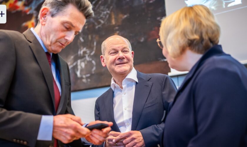 Kaum Kritik an Scholz: Müsste die neue Asylpolitik die SPD-Linke nicht empören?