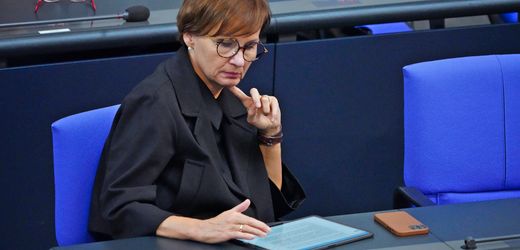 Fördergeldaffäre: Bildungsministerium von Bettina Stark-Watzinger verweigert Freigabe von Kurznachrichten