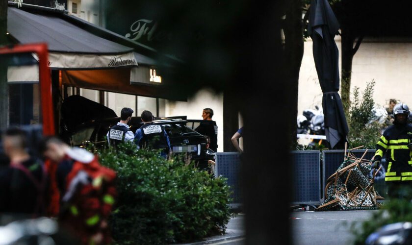 Paris : la terrasse percutée par un automobiliste, un acte « intentionnel » ? Le suspect conduit en psychiatrie