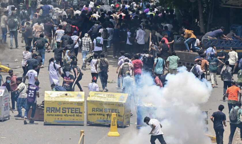 «Nous assistons à une escalade de la violence» : au Bangladesh, le bilan des manifestations étudiantes monte à 32 morts