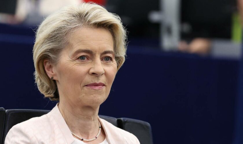 Von der Leyen réélue par les eurodéputés, avec un programme aux accents… macronistes