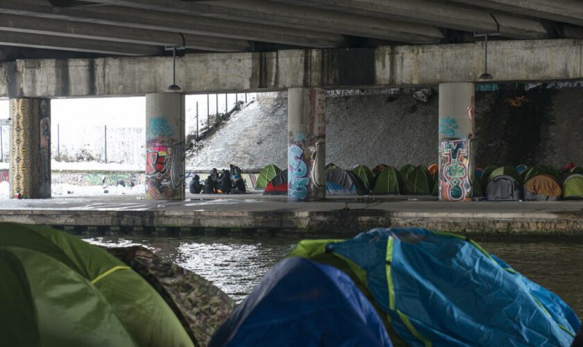 JO-2024 : les derniers campements de migrants évacués, les associations dénoncent «le sprint final du nettoyage social»