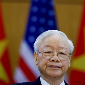 Le décès de l’homme fort du Vietnam ouvre une “crise de succession”