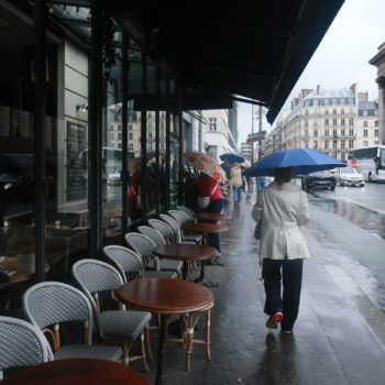 JO 2024 : À Paris, colère des restaurants et des commerces face aux dispositifs de sécurité