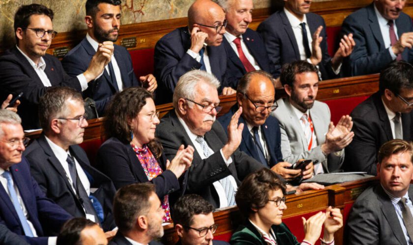 Présidence de l’Assemblée nationale : la gauche rate son “premier test politique”