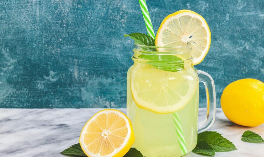 Erfrischender Sommer-Drink: Mit dieser Zutat wird Ihre Zitronenlimonade besonders lecker