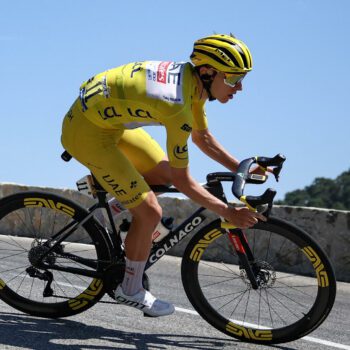 Tour de France : Tadej Pogacar taquine sa fiancée, Urška Žigart, avant sa (probable) victoire finale dimanche