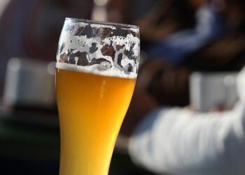 Alkoholfreies Bier: Rückruf wegen Etikettierungsfehler - was Kunden wissen müssen