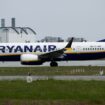 FILE PHOTO: A Ryanair Boeing 737 MAX 8-200 Aircraft prepares to take off from the Nantes Atlantique Airport in Bouguenais near Nantes, France, April 3, 2024. REUTERS/Stephane Mahe/File Photo