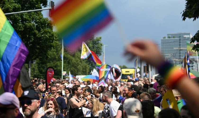 CSD in Köln: Rechte Störer beim Christopher Street Day in Köln