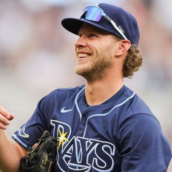 Rays' Taylor Walls performs Trump-inspired celebration after double vs Yankees