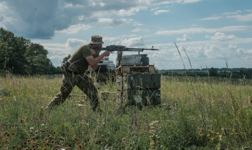 Guerre en Ukraine : Kiev revendique une attaque contre une raffinerie en Russie