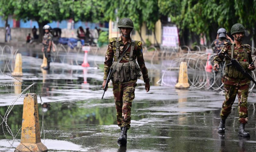 Bangladesh : l'armée dit avoir rétabli l'ordre après trois semaines de manifestations et 163 morts