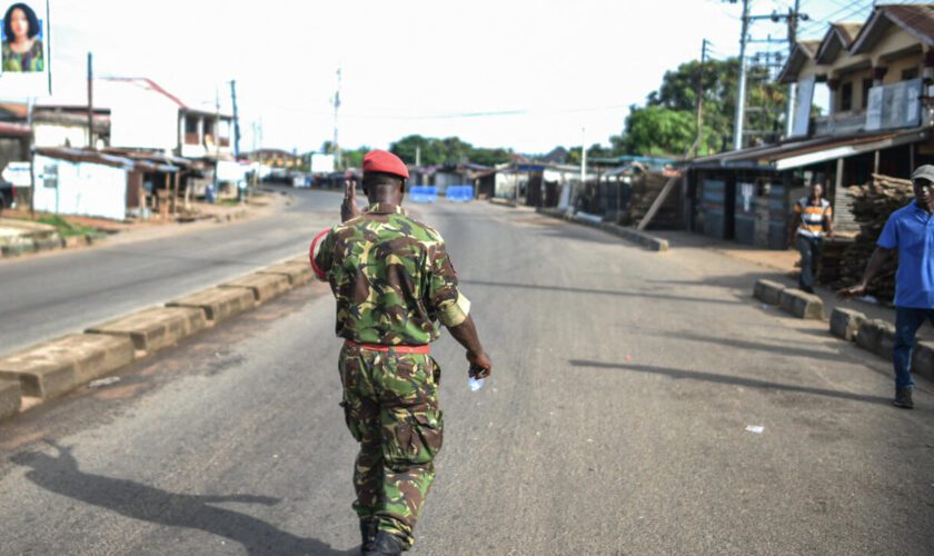 Onze personnes jugées coupables pour leur rôle dans la "tentative de coup d'État" en Sierra Leone