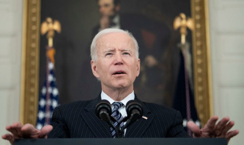 Joe Biden, de retour à la Maison Blanche, a encore des batailles politiques à mener