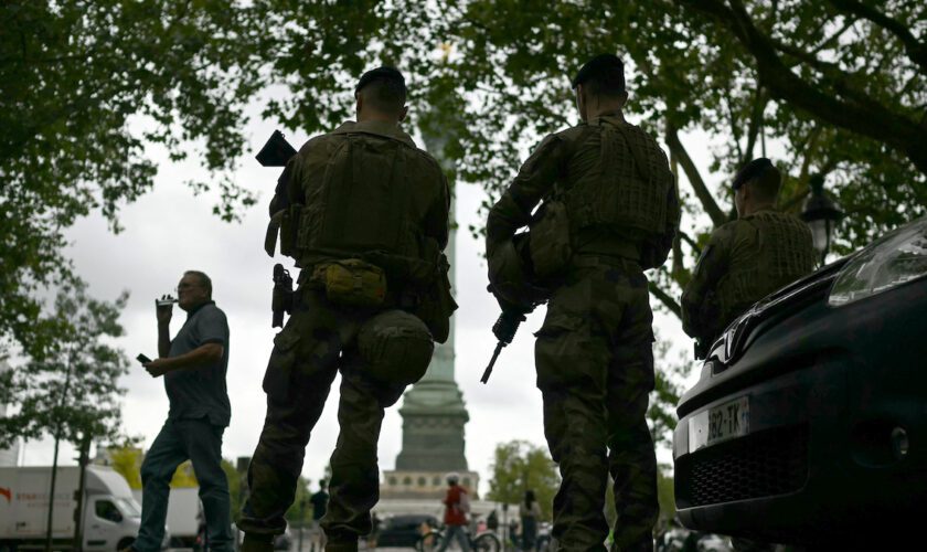 Paris outragé! Paris brisé! Paris martyrisé! Mais Paris olympisé!