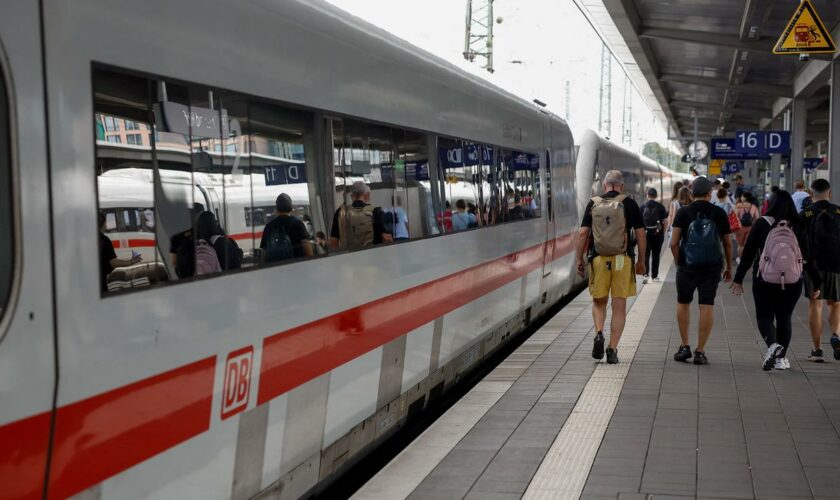 Bahnverkehr: Deutsche Bahn macht mehr als eine Milliarde Euro Verlust