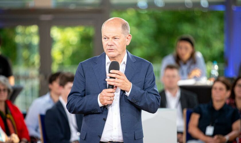 Scholz sichert Abschiebung von afghanischen Straftätern zu – mit einem großen Aber