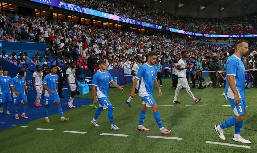 Israel national anthem jeered, players booed during opening Paris Olympics soccer match