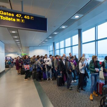 Traveler slammed for leaving friend behind at the airport